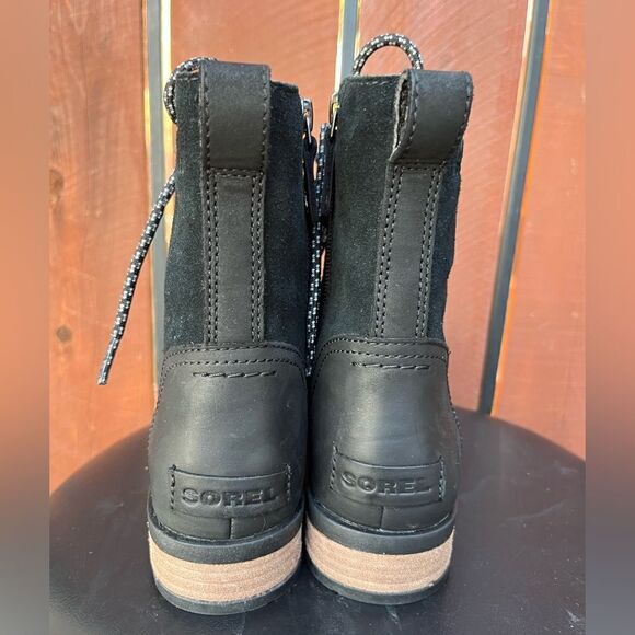 NWT Sorel Emelie Short Lace Boot size 7 Black - Picture 4 of 9